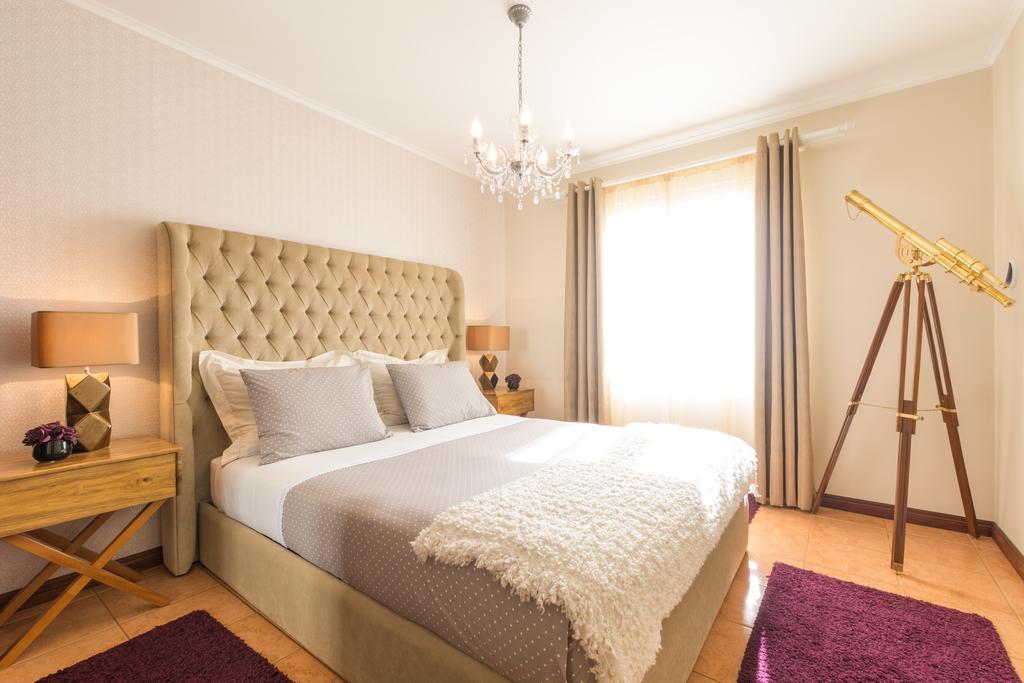 Azor Beach Lodge 蓬塔德尔加达 外观 照片